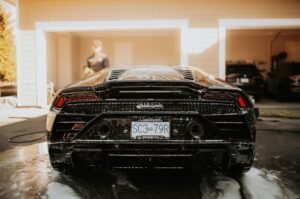 Read more about the article Your Car, Your Schedule: Finding the Most Convenient Detailing Options