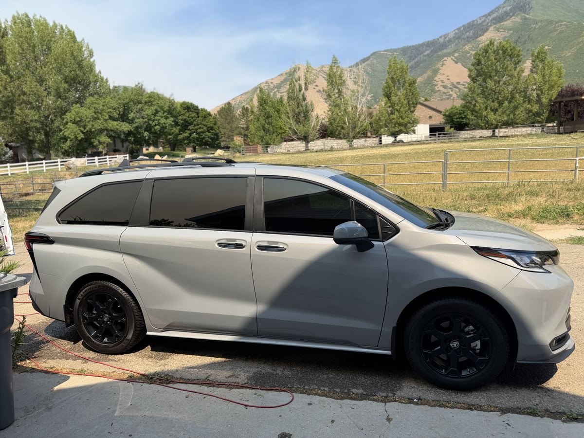 Toyota Sienna after a full mobile detail at a home in Payson